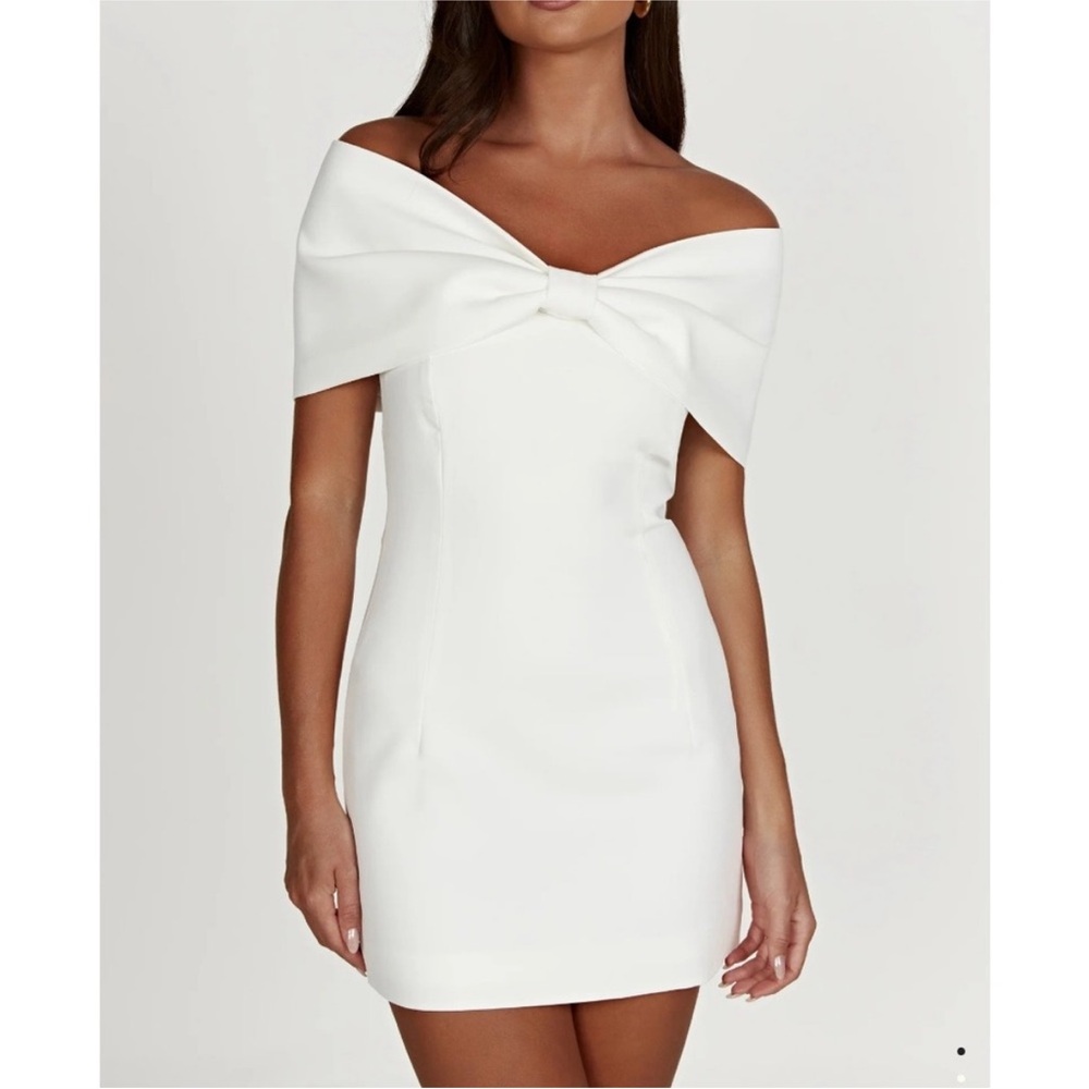 NWT Meshki Gwyneth Off Shoulder Bow Mini Dress size small